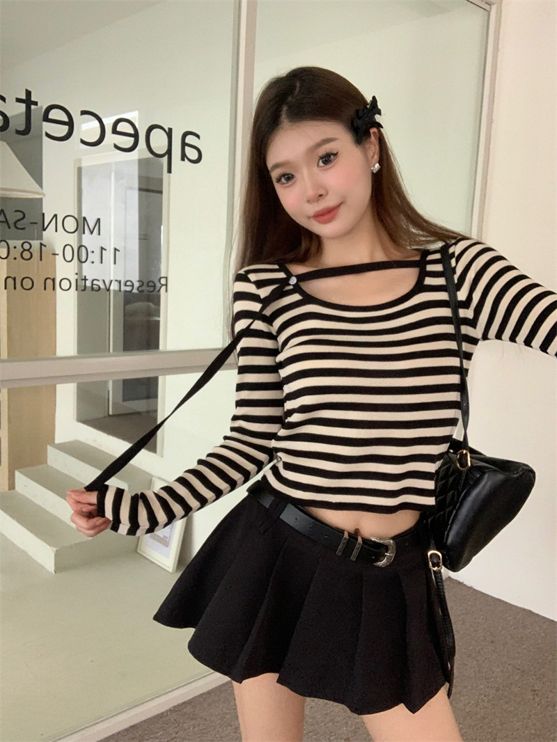 1A43-1 Women's Fashion Casual Slim Design Sense Irregular Hem Knitwear Top