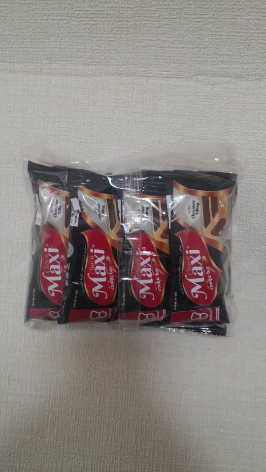 choco Maxi cookie bar with chocolate filling 20g