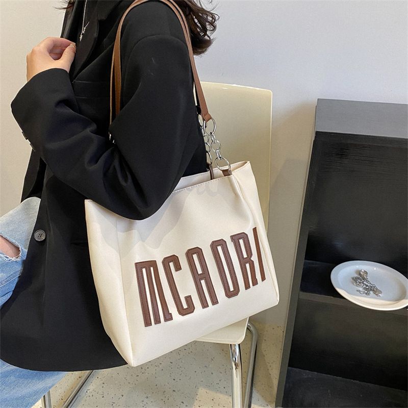 5653 Tote bag fashion versatile handbag ins large capacity commuting shoulder bag