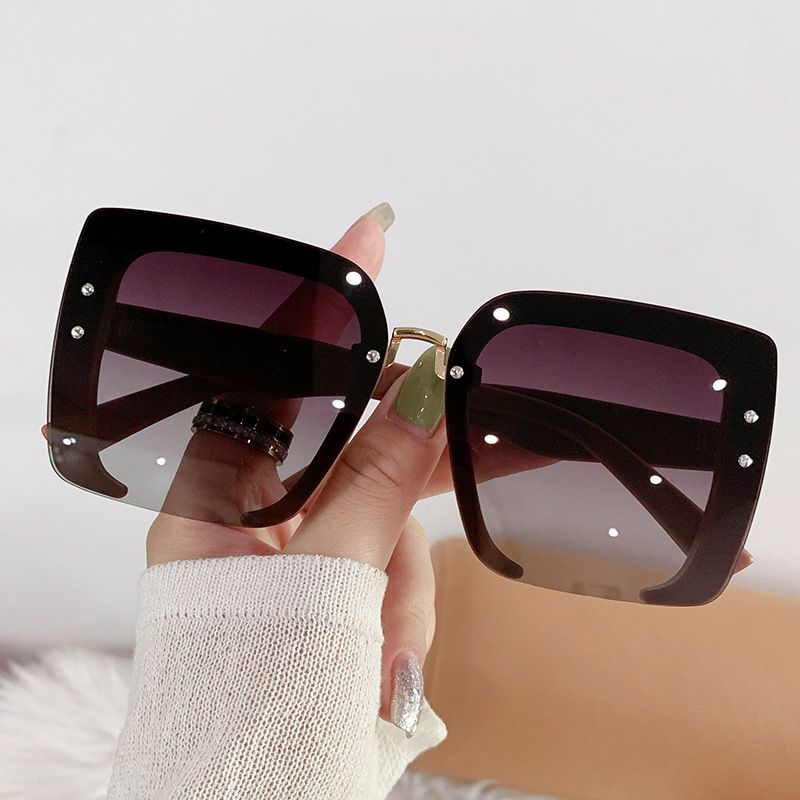 8830 Women's New Vintage Square Frame Sunglasses Anti-UV Sunglasses