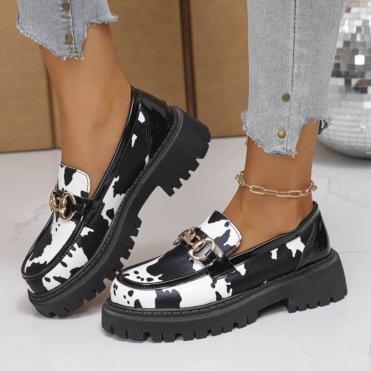 Plus Size Platform Shoes 2025 Chunky Heel Leather Shoes Wide Width Retro Loafers Fashion Casual Footwear