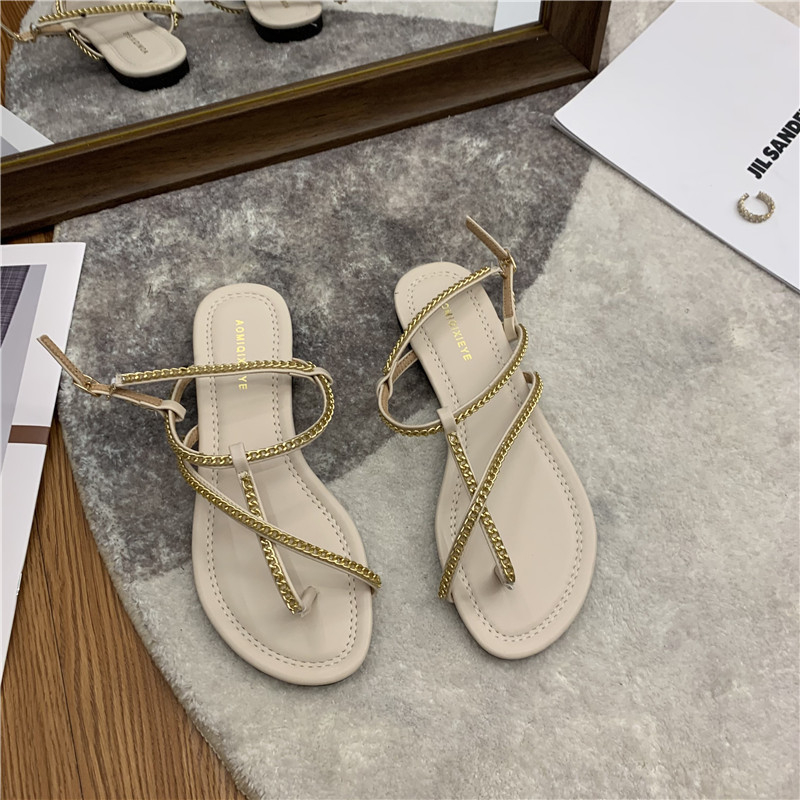 AK - 81 Children's Summer New Flat Bottom Clamping Toe Sandals Versatile Open Toe Buckle Sandals