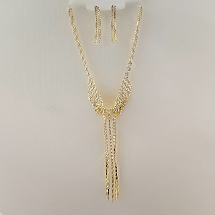 Two-piece Gold Necklace and Earrings with Diamonds Gift Set