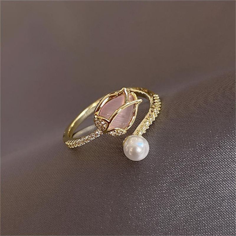 Stylish Adjustable Cat's Eye Ring adopts classic Japanese and Korean minimalist design with super fairy and gentle texture. Premium cat's eye stone presents smooth and soft luster