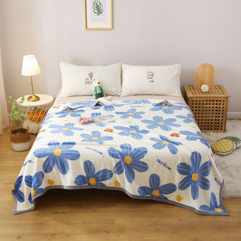Thick blanket with added milk fiber flannel sofa cover blanket for office nap time with air conditioning blanket