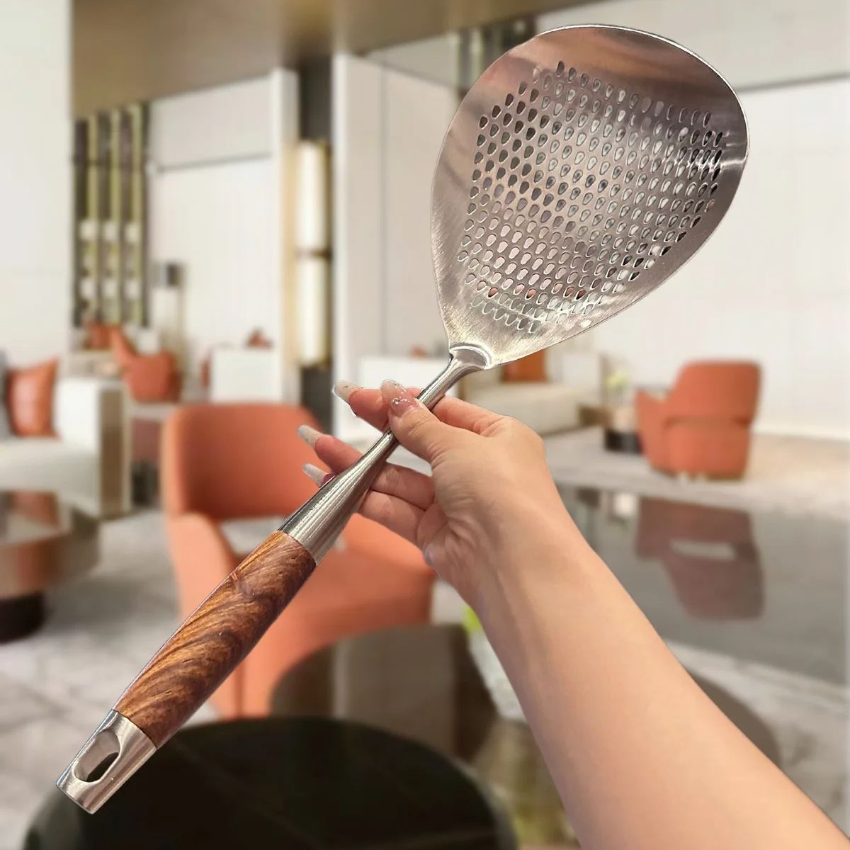 304 Food grade stainless steel large slotted spoon Kitchen food Strainer Large slotted spoon for extracting food
