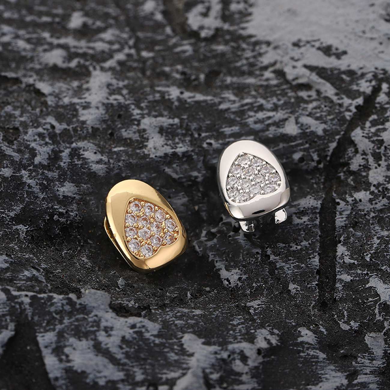 HIPHOP grillz braces single gold/silver inlaid zircon teeth grillz tooth grillz gold teeth silver teeth【Heart inlaid diamond】