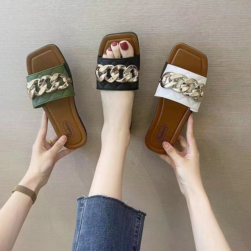 2023 Women's Round Toe Open-toe Sandals Metal Large Chain Flat Slippers Thick Bottom Soft Anti-slip Slippers