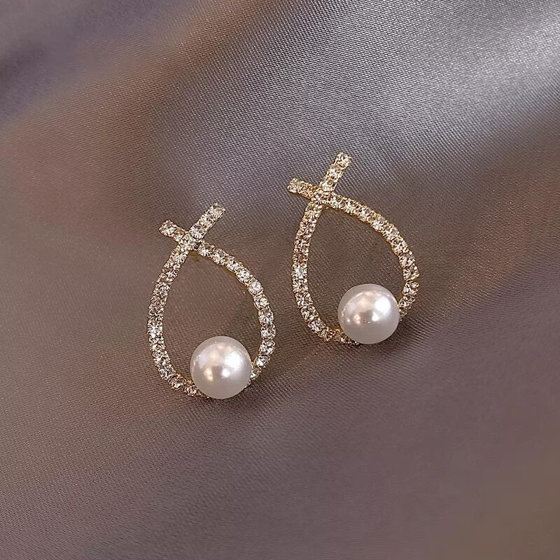 M111 Women's Vintage Diamond-Set Crossover Pearl Earrings Jewelry Gift