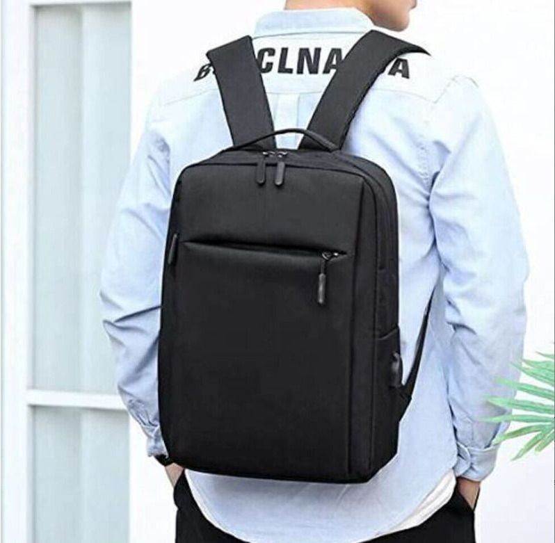 Large Capacity Laptop Backpack With External USB Charging Interface - Waterproof Inner, Anti-theft Zipper, Air cushioned Soft Shoulder straps 