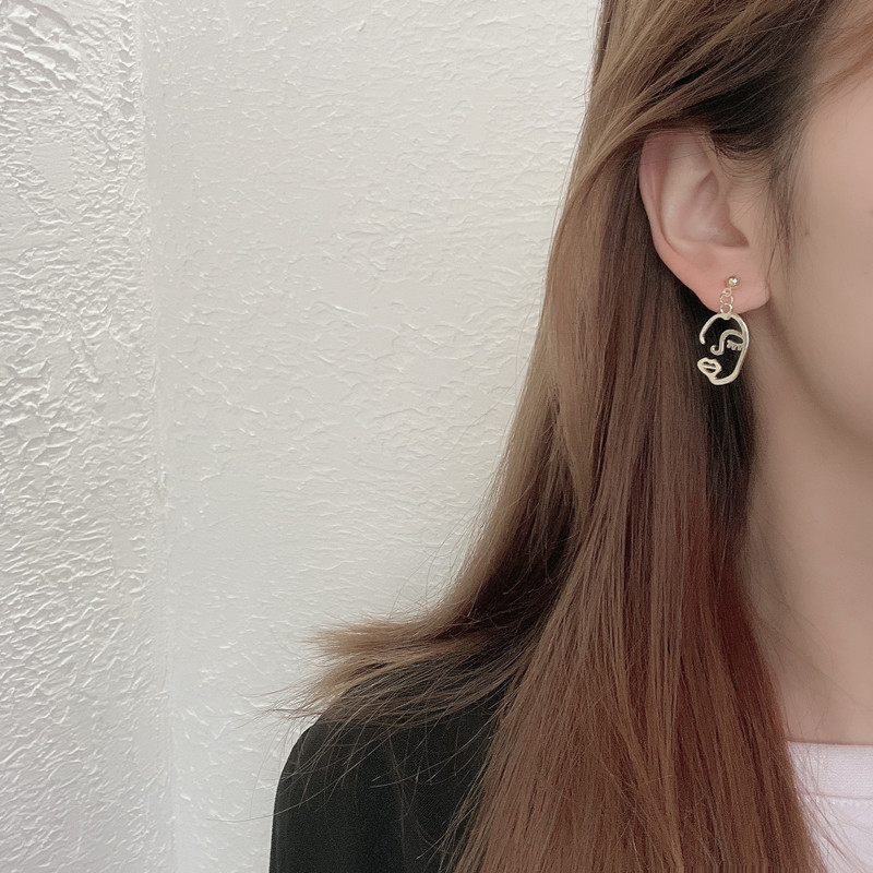 Women Vintage Creative Face Line Contour Earrings Jewelry Gift