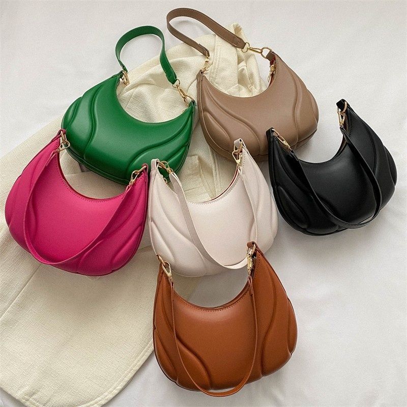 New Trendy Women's Crescent Underarm Bag, High Texture Fashion Shoulder Handbag, Niche Stylish Ladies Daily Purse

