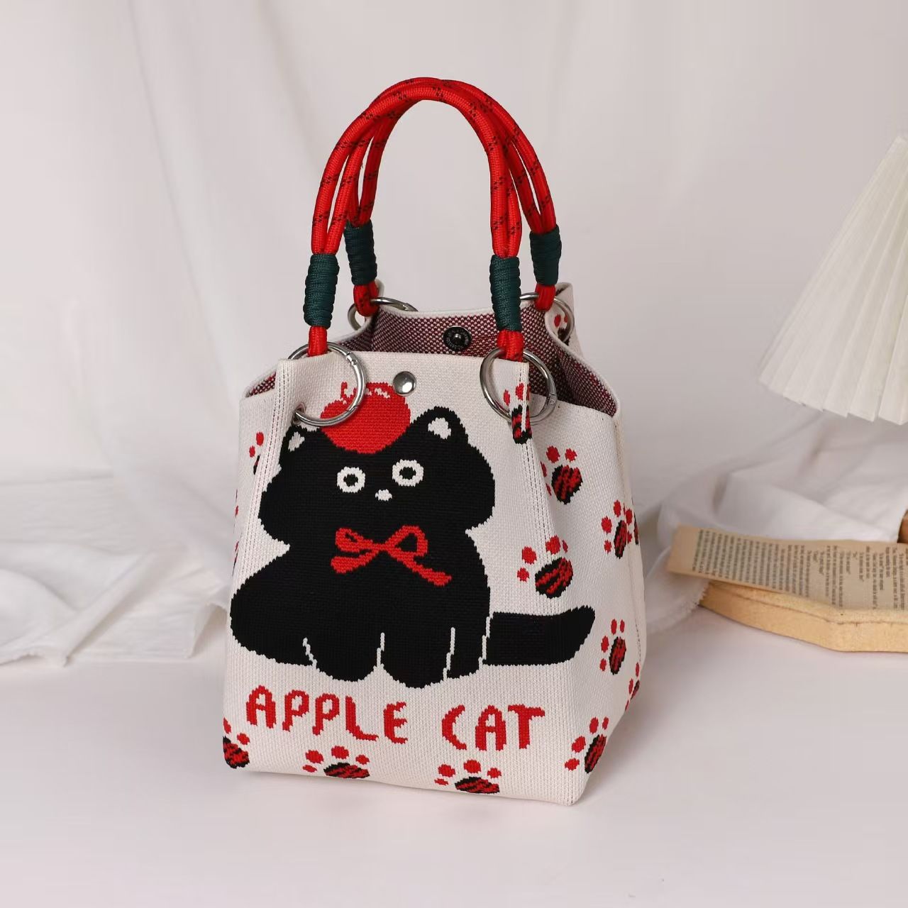 Women Knitted Woven Handbag with 3D Magnetic Buckle Round Ring Clutch Bag Portable Daily Handheld Purse
