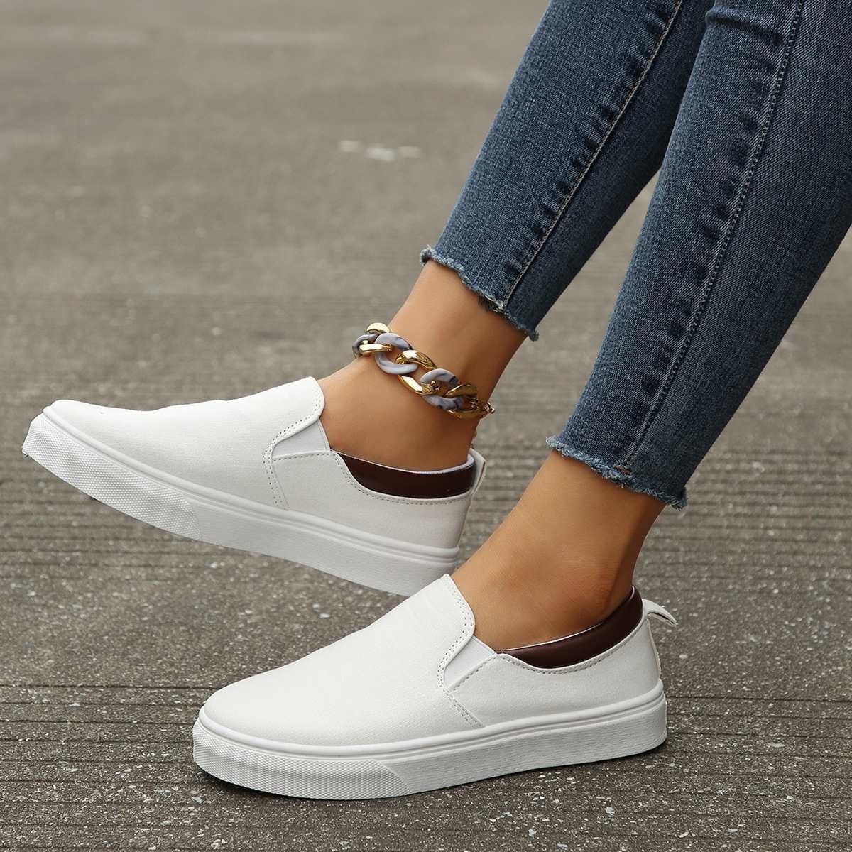 2024 Spring and autumn Europe and the United States new large size color pale mouth lazy round head set feet thick sole women's casual single shoes 2304-1