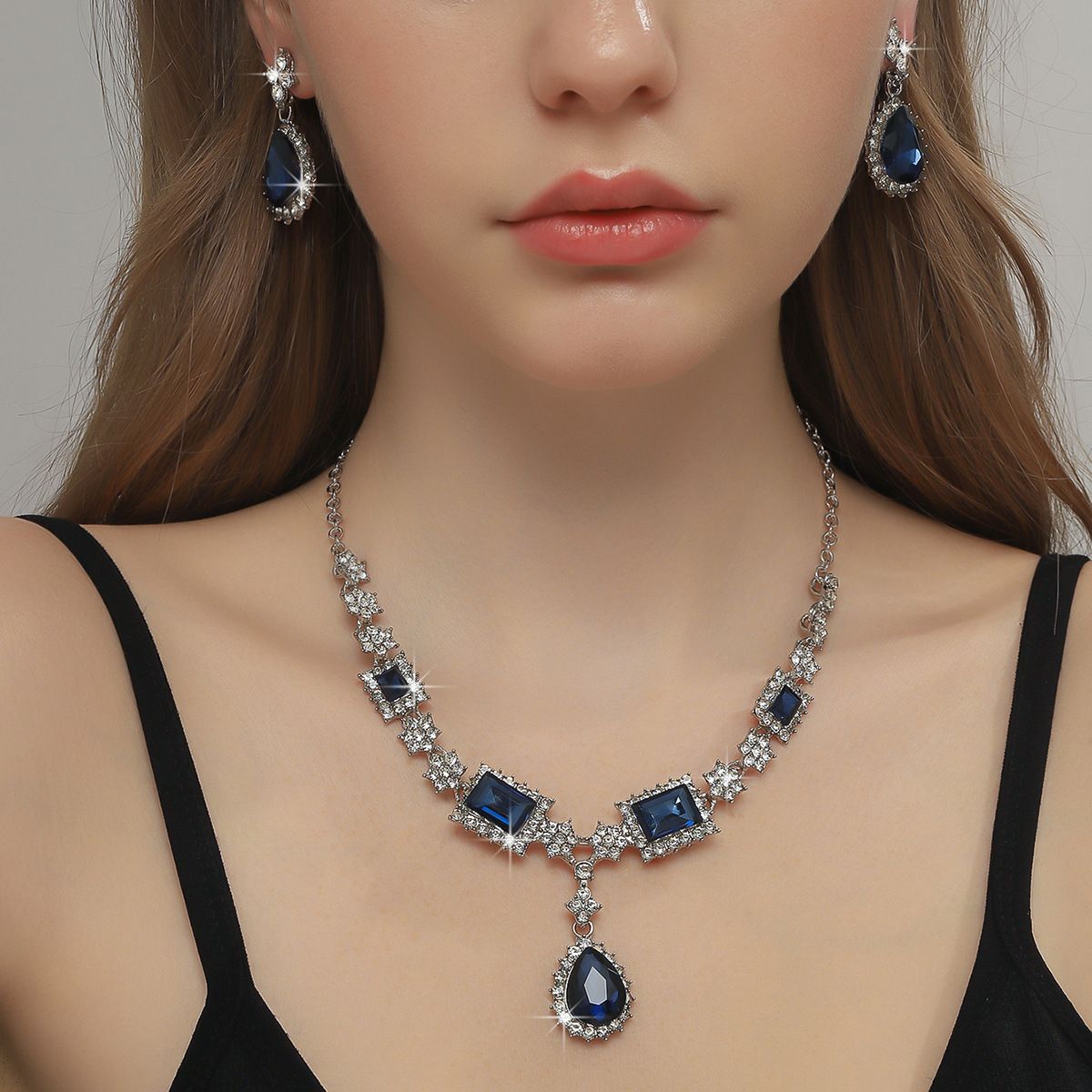Stunning 2-Piece Bridal Jewelry Set, Multi-Tone Square & Teardrop Cut Gem Necklace with 51cm Adjustable Chain and Matching Drop Earrings, Silver-Tone Rhinestone Border Design, Elegant Women Fashion Accessories, Versatile Ornaments for Wedding Banquet Evening Gown Prom Formal Occasions Thoughtful Ladies Gift
