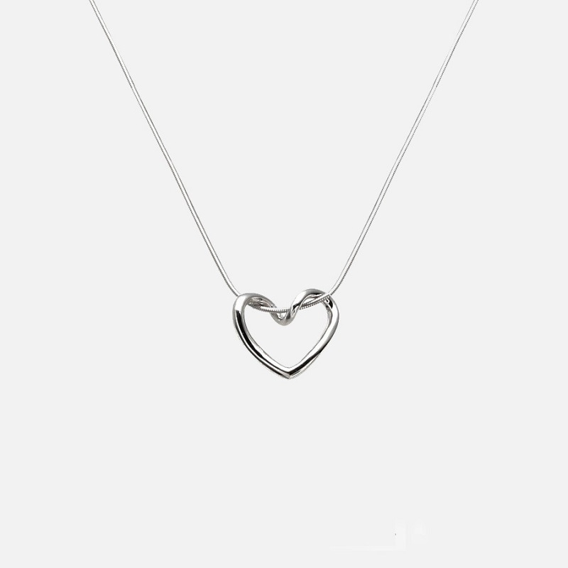 XL-199 Hollow Love Necklace Female ins Wind Simple Design Pendant Collarbone Chain