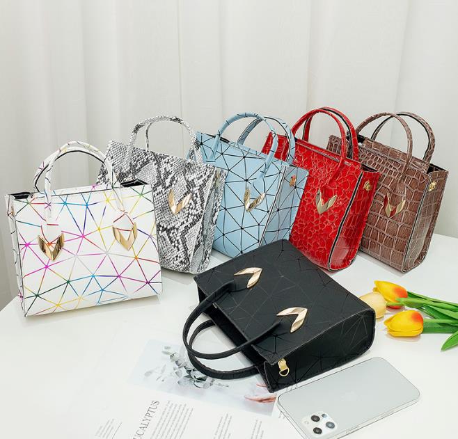 HOT!!!NANO Bags  Ladies bags 2022 Spring Style  New Women's Bag Handbag Shoulder Bags  Grace ladies' necessity