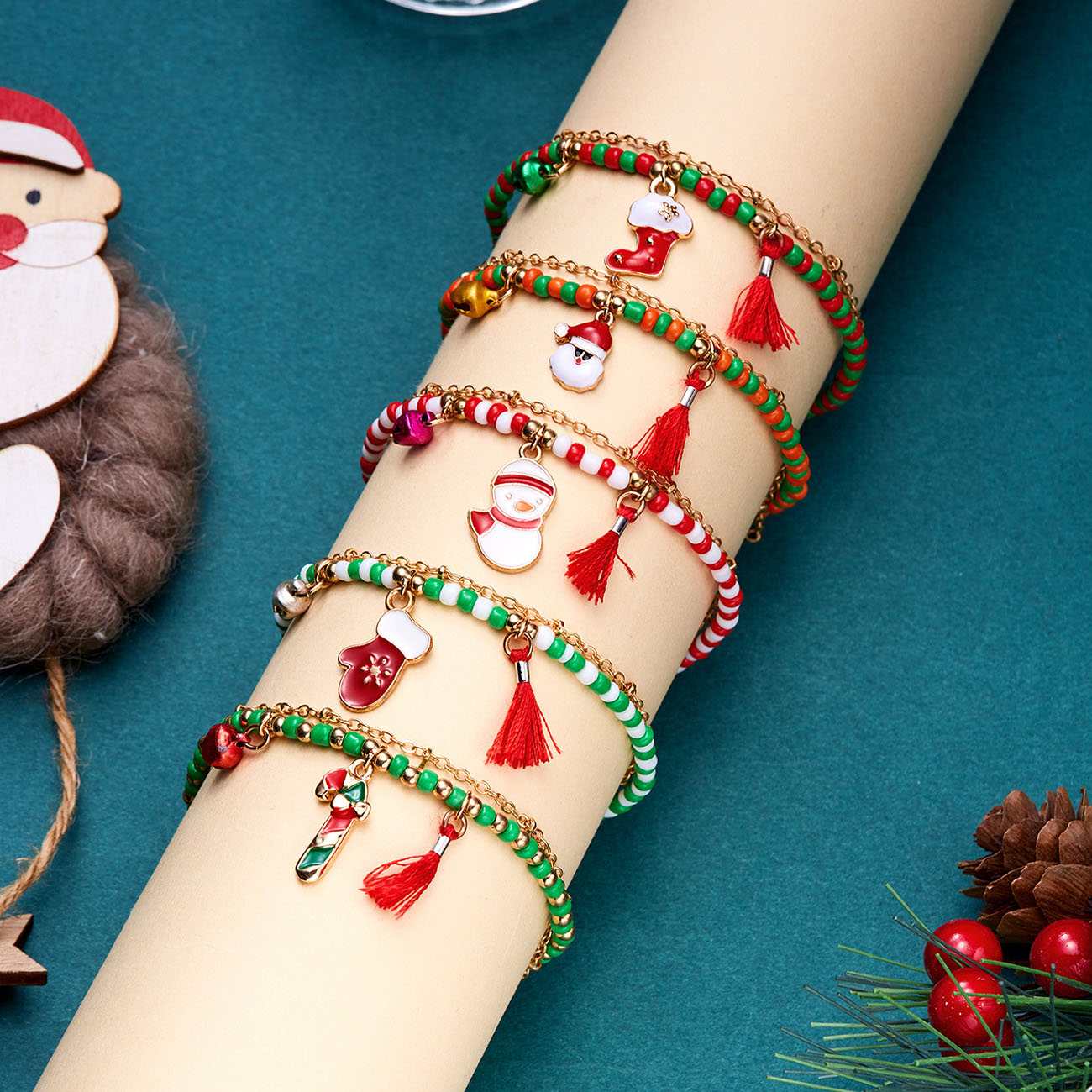 BR23Y0666 Christmas Bracelet Santa Claus snowman Double Layer Beaded with Bell Tassel Pendant Bracelet for Girls Holiday Party Gifts