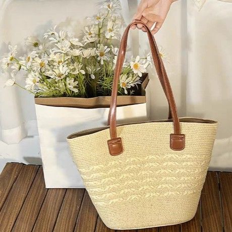 Women Handmade Woven Straw Bag New Large Capacity Texture Braided Handbag Shoulder Underarm Bag Bohemian Beach Bag
