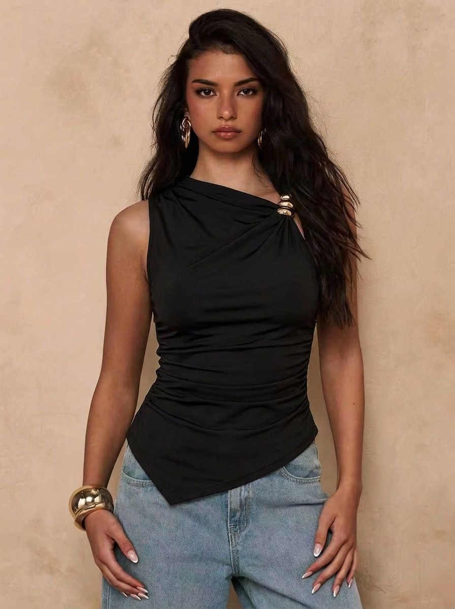 Women's Solid Color Irregular Ruched Slim Fit Tank Top, Fashion Metal Buckle Decor Sleeveless Vest Top, Slimming Casual Cami Top for Daily Streetwear