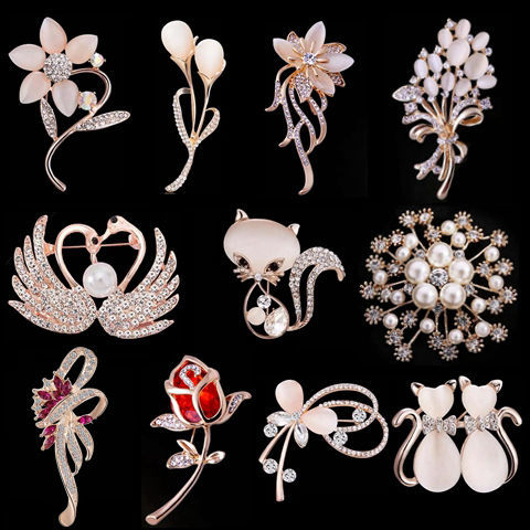 Brooch female high-grade temperament Korean version of the autumn luxury rhinestone hundred cute brooch pin fixed clothes decorations