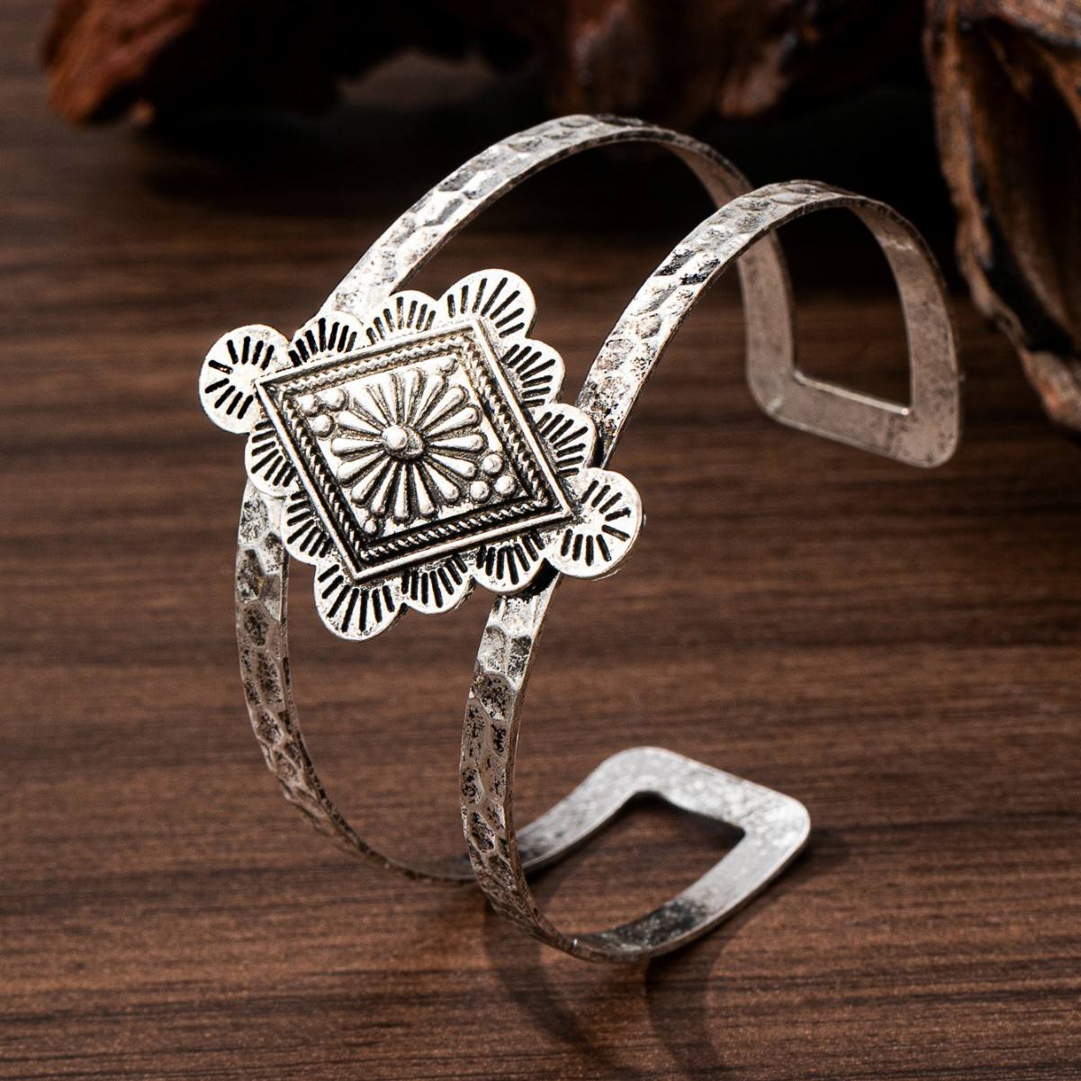 Vintage Distressed Silver Double Band Open Cuff for Women, Retro Ethnic Embossed Floral Rhombus Pattern Wrist Bracelet, Hammered Textured Split Bangle Bohemian Statement Jewelry for Daily Street Party Holiday Gift Accessory

