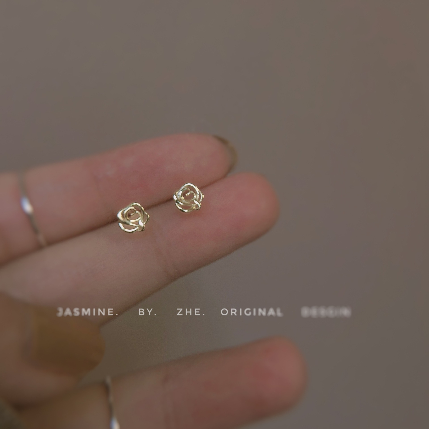 Women's Simple Small Rose Fretwork Stud Earrings Jewelry Gift