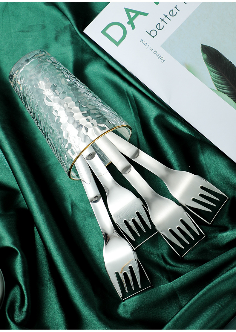 WELLHOME Creative Portable Multi-purpose 2-in-1 Watermelon Fork Slicer Watermelon Fruit Cutting Fork Pieces Tableware Fork Dropshipping