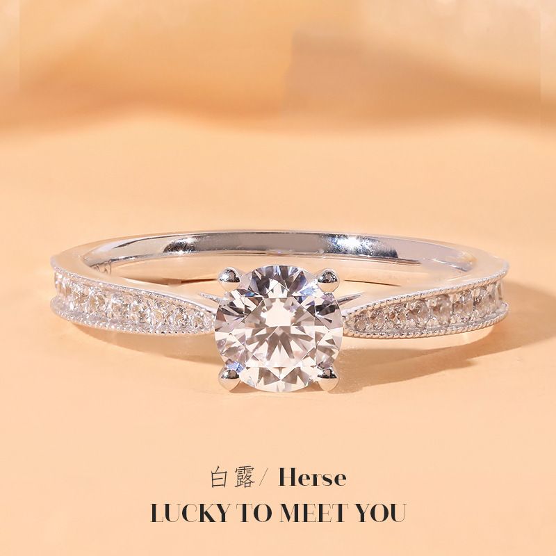 LJZ-48 Classic 1 Carat Princess Artificial Moissanite Rings Plated PT950 Platinum Women's European American Proposal Ring