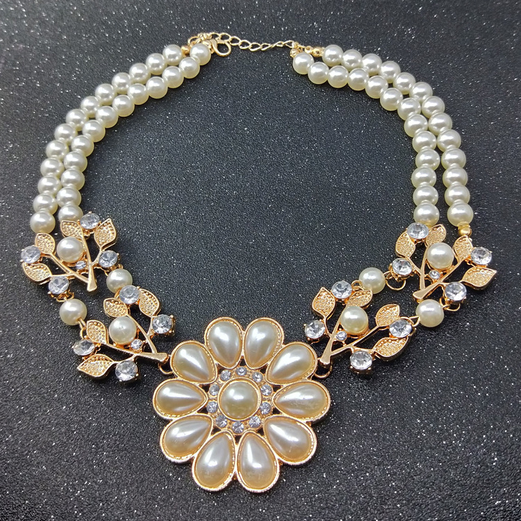 00260-2 Fashion Flower Necklaces Alloy Gold Plated Pearls Necklaces Women Necklace
