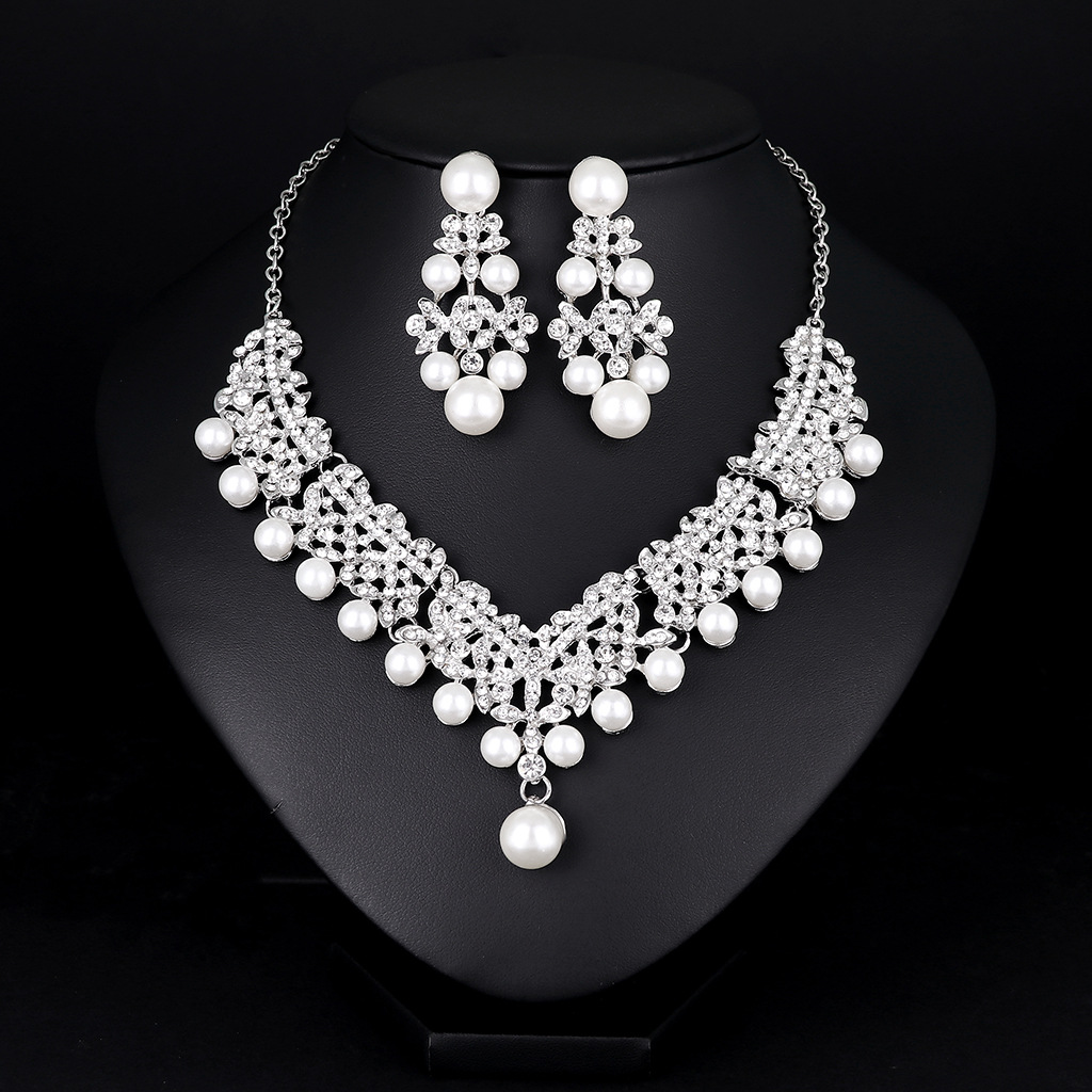 Silvery pearl necklace CRRshop free shipping hot selling women noble and gorgeous white pearl alloy diamond necklace bride alloy diamond necklace earrings two-piece set gorgeous jewelry