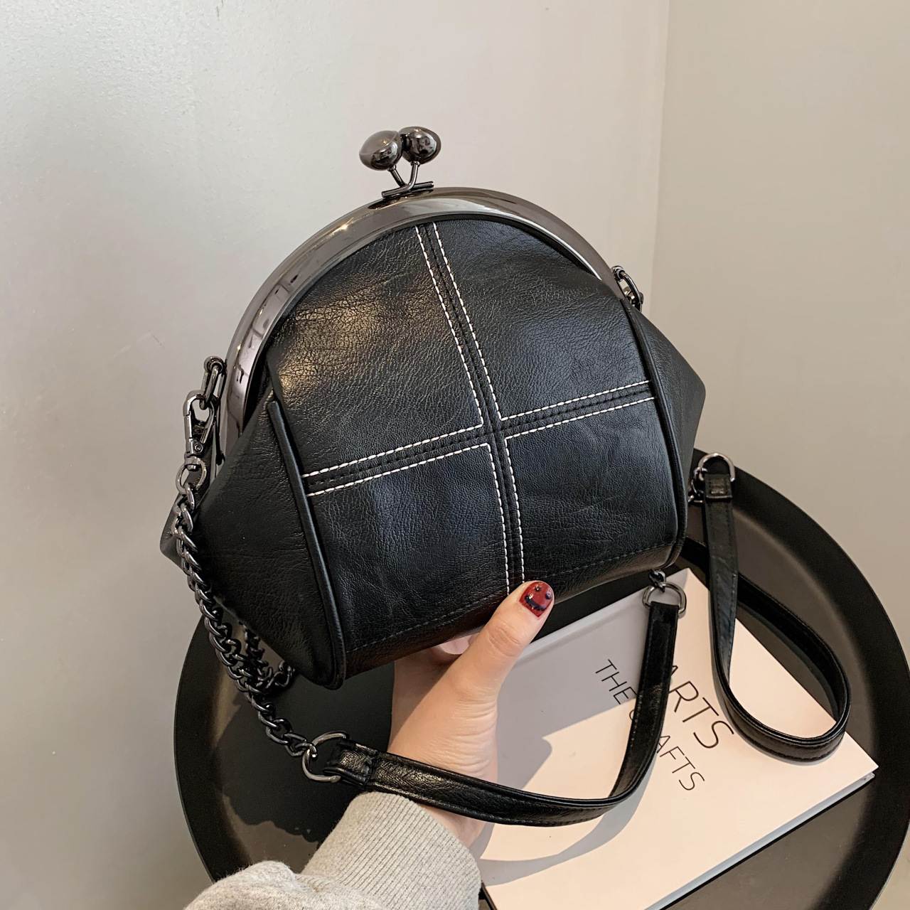 New solid color simple shell bag large capacity pocket purse fashion chain diagonal shoulder mobile phone bag DS0782YH