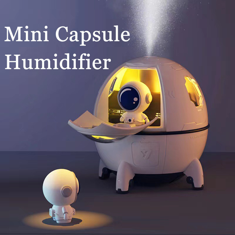 MJ046 New Astronaut Air Humidifier 220ml Electric Ultrasonic Aroma Essential Oil Diffuser Colorful LED Light USB Mist Sprayer Gifts