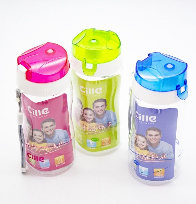 Cille 420 ML Plastic Transparent Water Bottle with Strap
