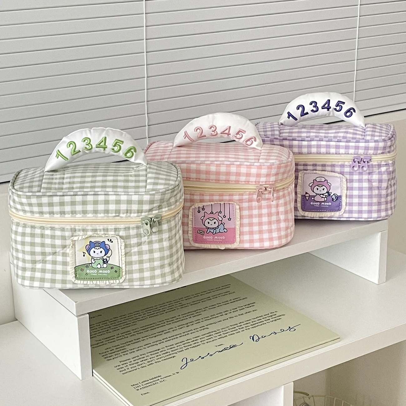 Cute Gingham Check Patchwork Cosmetic Bag Portable Travel Makeup Organizer with Number Handle Large Capacity Toiletry Pouch for Women
