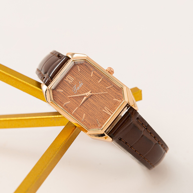 Women's Watch Temperament Quartz Watch Creative Square Steel Belt Watch Female Small Green Table