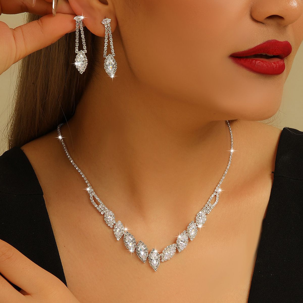 Fairy-Style Bridal 2-Piece Cubic Zirconia Jewelry Set, Adjustable Silver Collarbone Necklace Lined With Sequential Marquise-Shaped Rhinestones, Matching Elongated Marquise Drop Earrings With Dual Crystal Rows, Secure Prong-Set Sparkling Stones, Dainty Delicate Accessories Suiting Wedding Ceremonies, Formal Banquets, Prom Dances, Evening Gown Ensembles, Cocktail Parties and Dreamy Portrait Shoots, Lovely All-Match Gift Jewellery for Women to Wear on Bridal Showers, Birthdays and Other Romantic Festive Occasions
