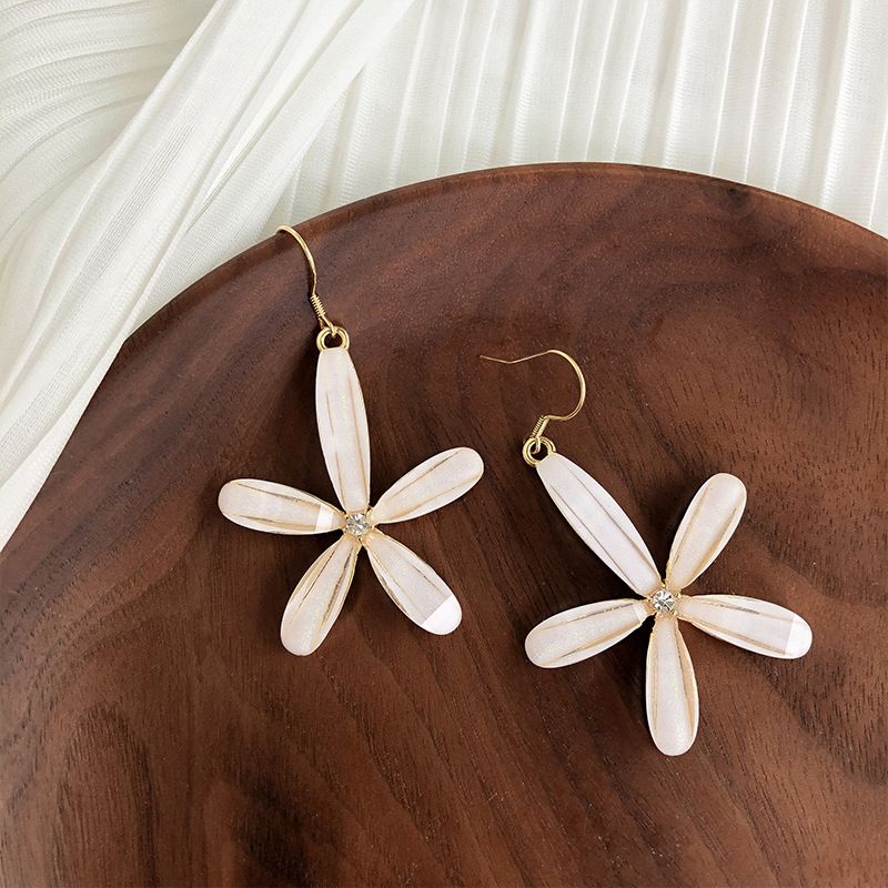M966 Exaggerated big earrings Fashion jewelry earrings elegant flower earrings