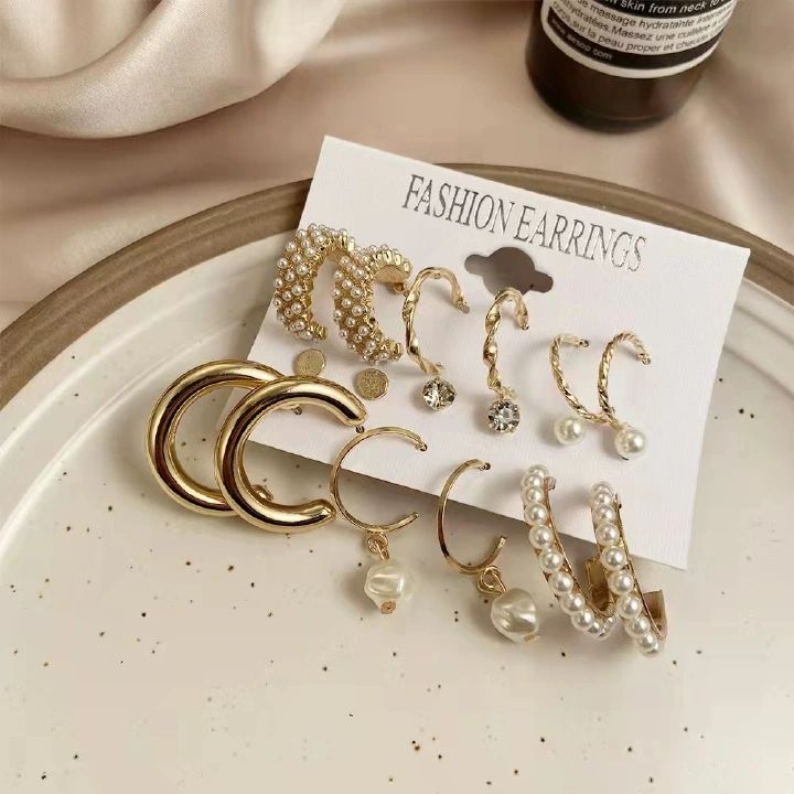 9Pcs/Set Women Earrings Rhinestone Pearl Exaggerated Gold Creative Personality Relief Earrings Women's Fashion Accessories Jewellery