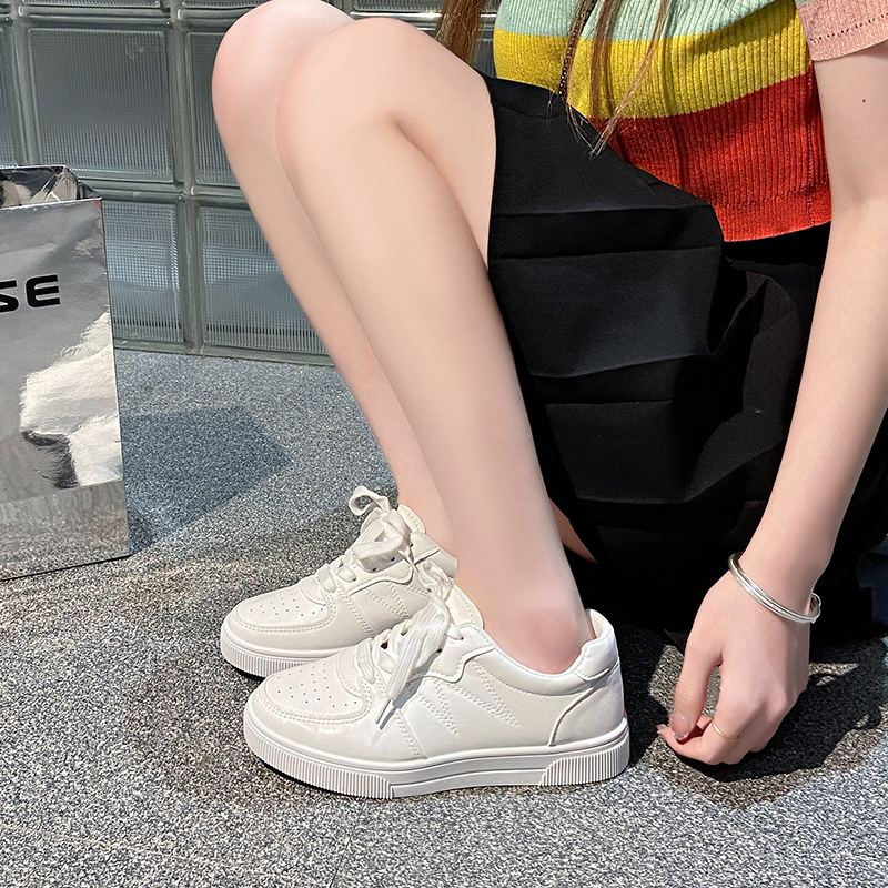 Little white shoes women 2025 spring new ins street fashion shoes shallow mouth breathable Korean version of student leisure sports shoes