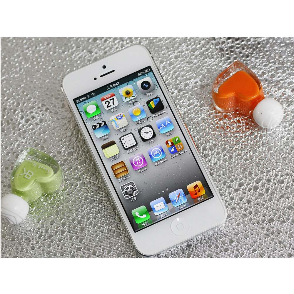 Apple iPhone 5 4.0'' 16GB ROM - 1GB RAM 