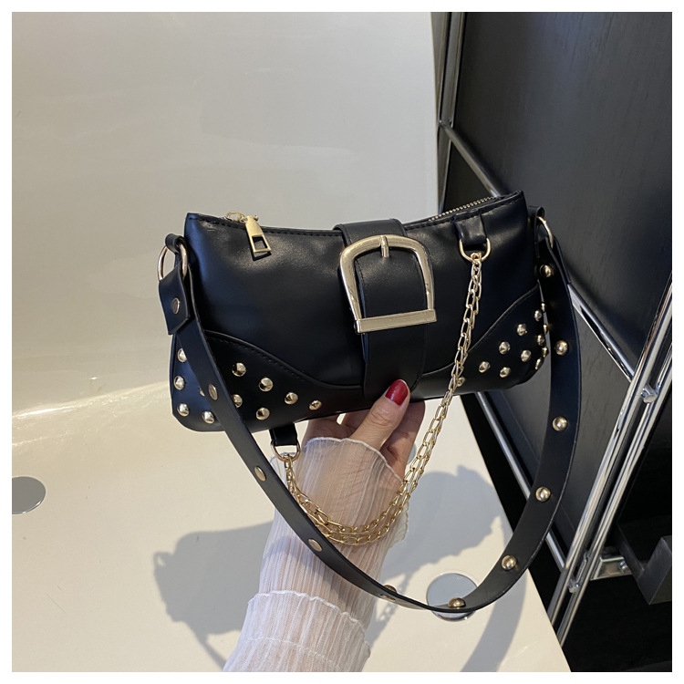 2024 New Rivet Fashion Chain Shoulder Bag Ladies Leisure Work Bag Monochrome Crossbody BagBlack