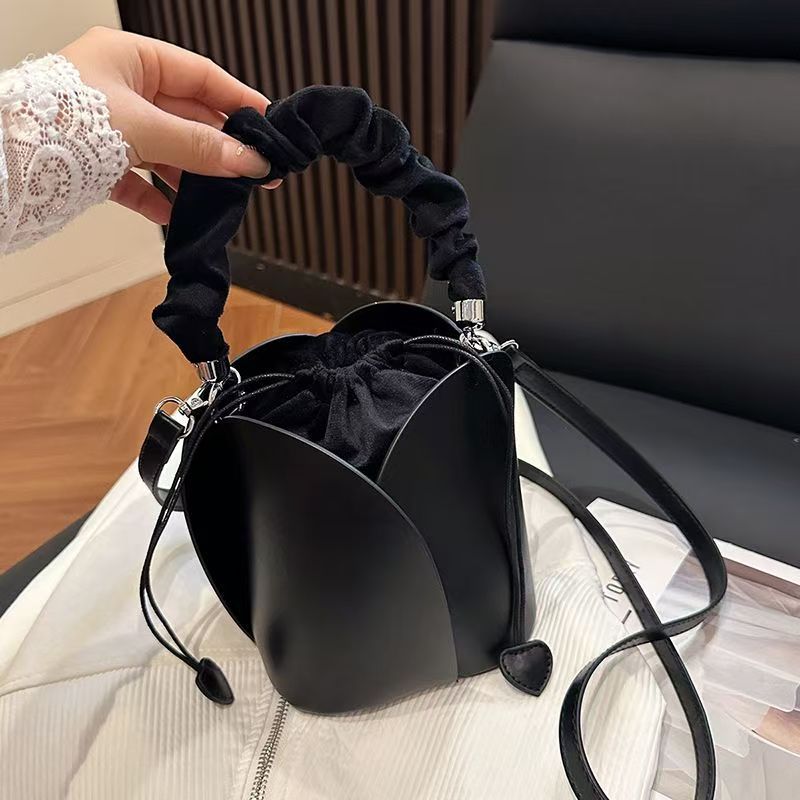 Petal Bucket Bag, New Stylish High-End Niche Design Personality Handbag, Fashionable Small Shoulder and Crossbody Bag