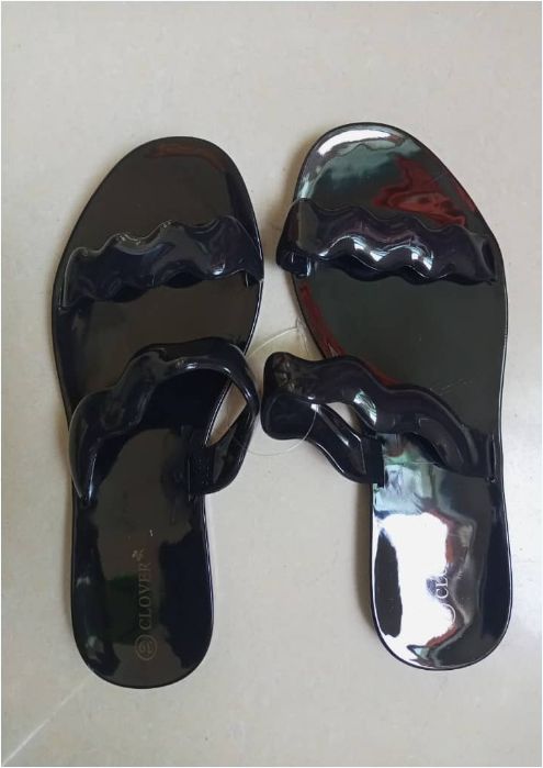  Anti-Odor Waterproof Flip-Flops Slippers Abrasion Resistance and Slip Resistance