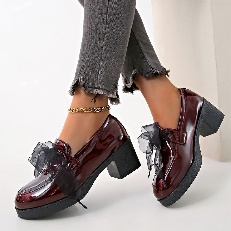 Large size spring and autumn bright face loafers women 2025 British wind small leather shoes thick heel round head single shoes