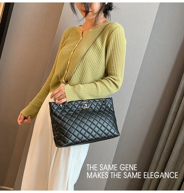 CHG-Ladies bags Tote bags Metal chain women's bags Lady single shoulder bags &amp; Zipper handbag (large zipper bag) (Black / Silver)