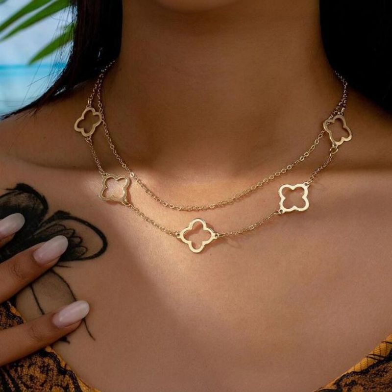 Long and multi flowered clover necklace, hollowed out flower collarbone chain, women's necklace