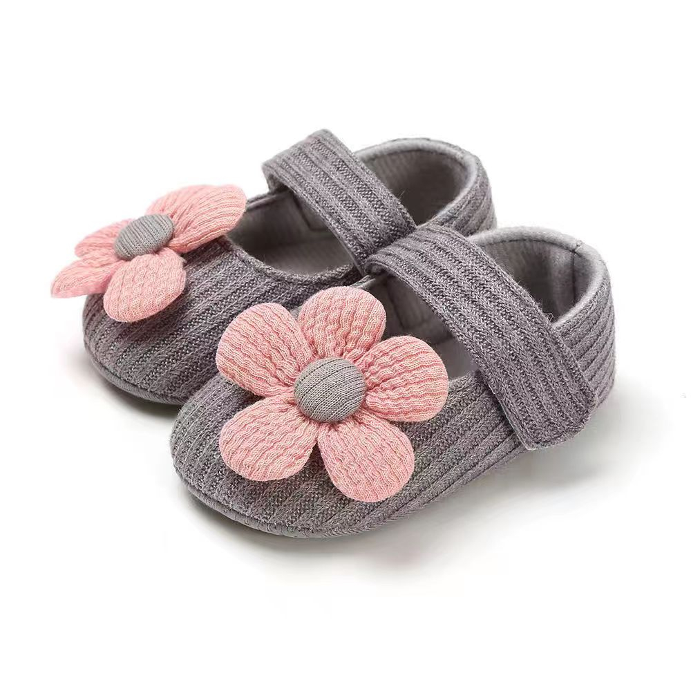 Spring and autumn small flowers sweaters, 0-1 years old baby, soft bottom, anti-female baby princess shoes