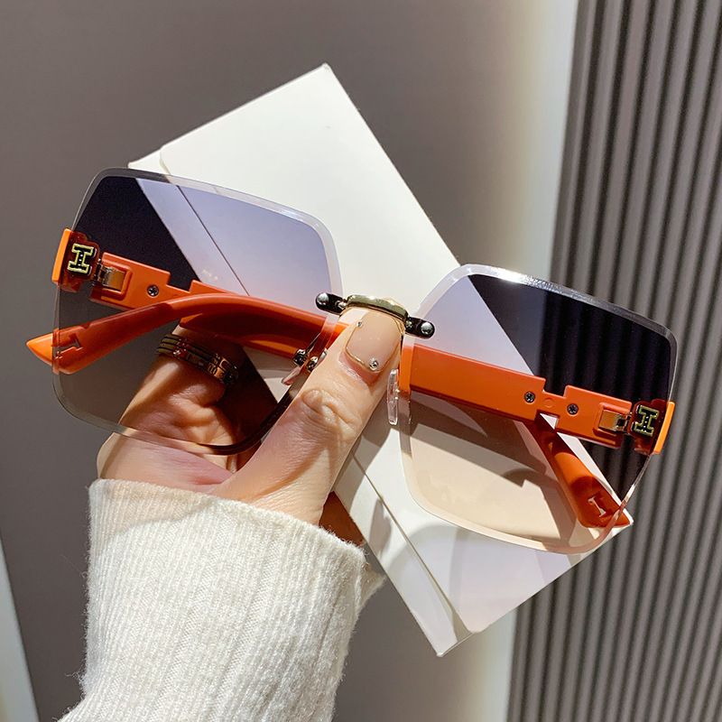 23002 Women's New Frameless Dual Color Gradient Sunglasses Outdoor Cycling Sunglasses