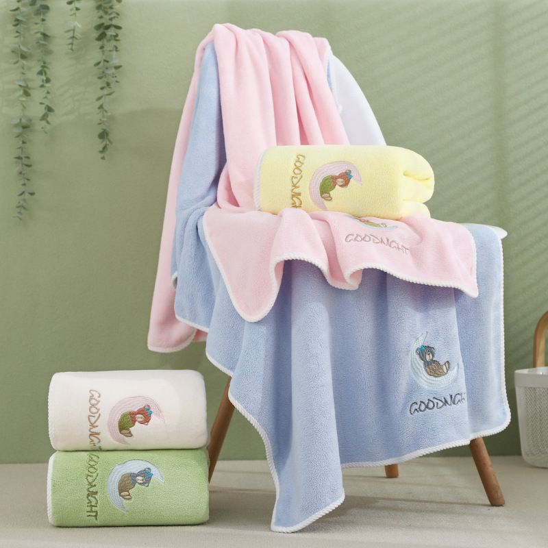 1043 Coral Velvet Bath Towel, Absorbent and Soft Bath Towel